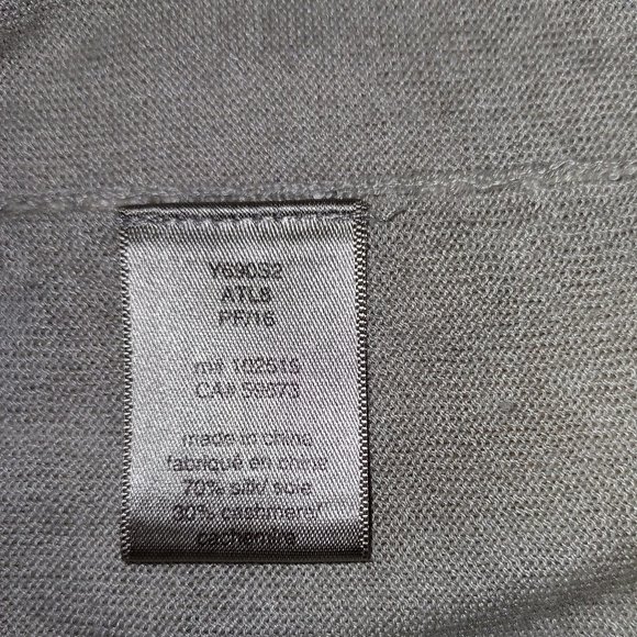 John Varvatos light Mans sweater NWOT - Picture 8 of 8